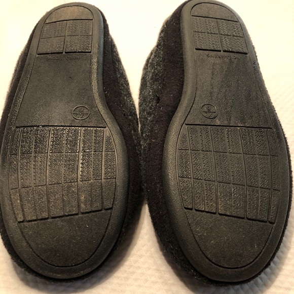 Target Slippers - Picture 3 of 5